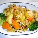 鶏肉と彩り野菜のペペロンチーノ風炒め